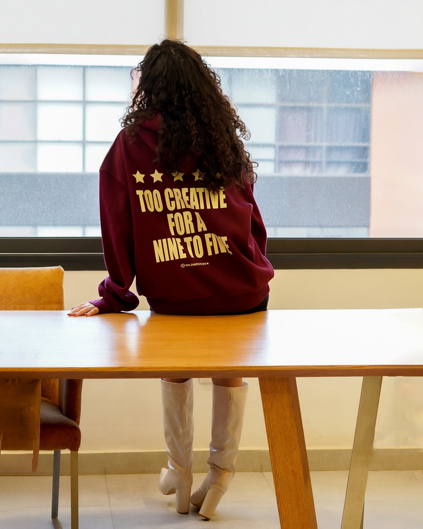 APEX STATUS - BURGUNDY HOOD